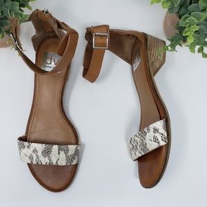 DV by Dolce Vita Sandals w/ Faux Snakeskin Size7.5